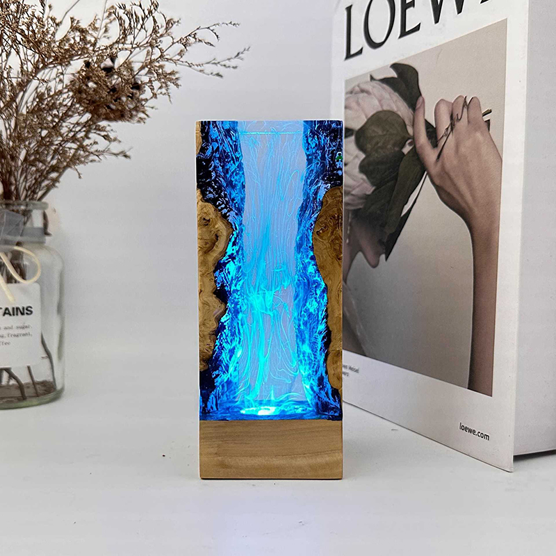 Lampe de table créative en rés - Resin Art Baby avis et prix