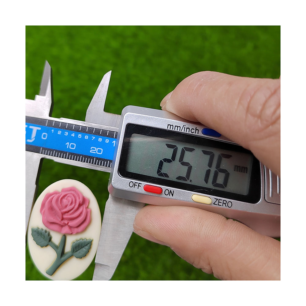 Breloque camée rose en résine  - Resin Art Alphabet avis et prix